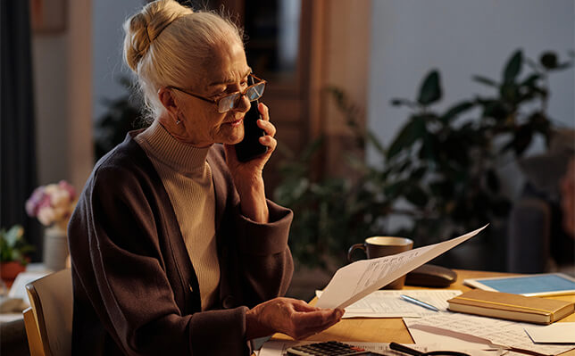 Avoiding-online-scams-for-older-australians.jpg
